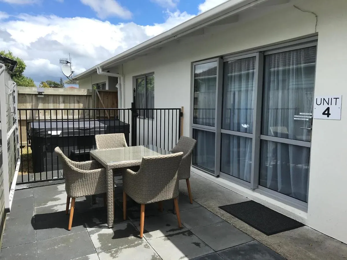 Rose Apartments Central Rotorua- Accommodation & Private Spa Yeni Zelanda